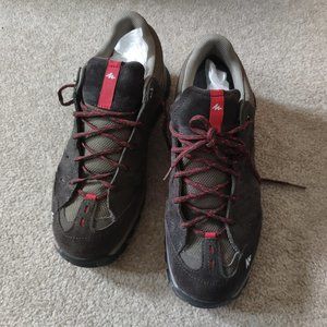 NWOT Decathlon Quechua Hiking shoes